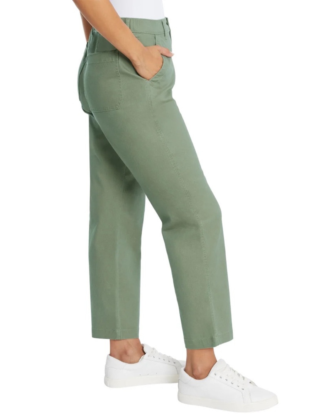 GH BASS & Co. Women's Classic Straight-Leg Chino Pants in Green